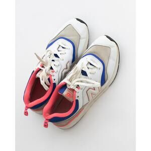 New Balance White and Blue Athletic Shoes